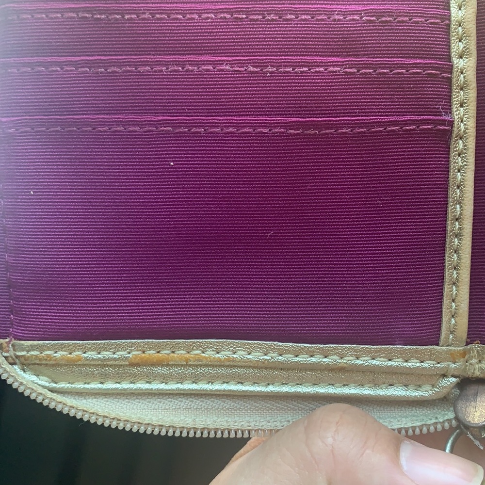 Coach Wallet - Picture 6 of 8